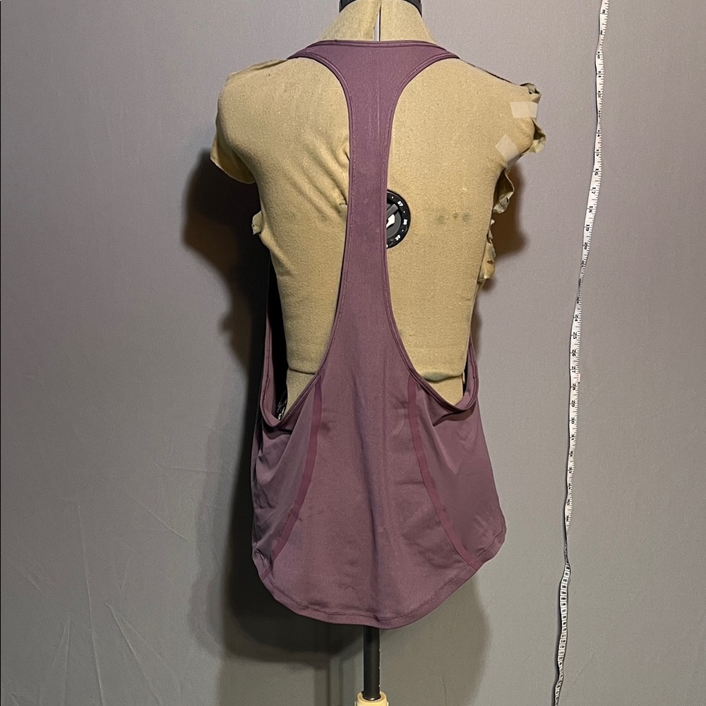 Nike Women's Plum Tank Top - Picture 6 of 10